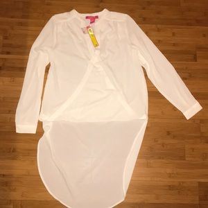 Beautiful Catherine High Low blouse 👚